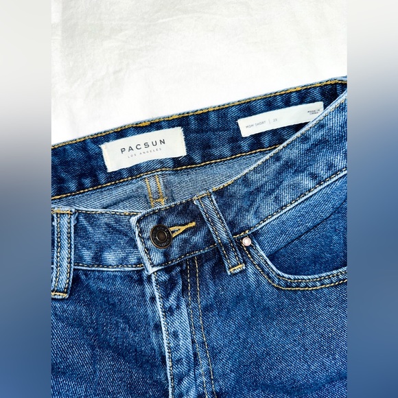 Pacsun Timmy Blue Denim Mom Shorts - Picture 3 of 4